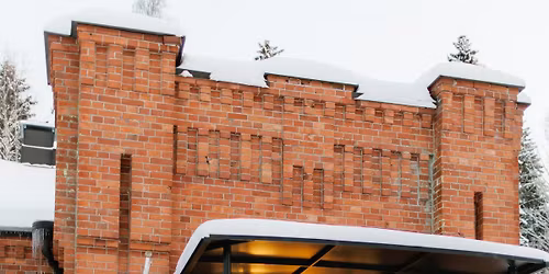 Upseerikerhon Itsen\u00e4isyysp\u00e4iv\u00e4n lounas klo 12-15