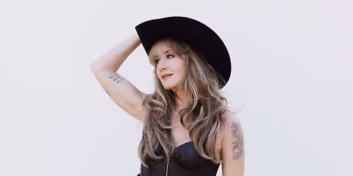 Parking Margo Price with Sean Thompson's Weird Ears