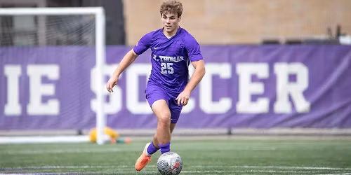 Parking St. Thomas Tommies at Denver Pioneers Mens Basketball