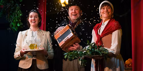 The Cratchits\u2019 Christmas Cracker