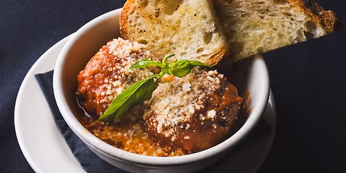 ITALIAN COOKING CLASS EXPERIENCE:MEATBALLS