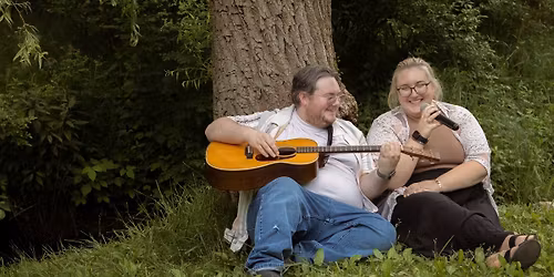 \ud83c\udf3b Acoustic Mornings: Drew & Jamison (The Newlyweds!!!) at Highland Farmer's Market! \ud83c\udfb8