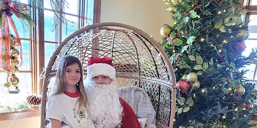 Pictures With Santa! \ud83c\udf85\ud83c\udf84\u2764\ufe0f