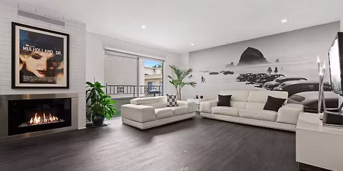 West Hollywood Condo 1bd\/1bth - Open House