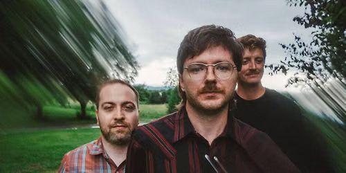 PATIO SHOW: The Log Noggins