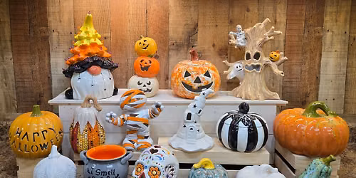 Halloween Decor Pottery @ The Gateway Diner
