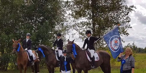 Klubbkv\u00e4ll p\u00e5 H\u00f6\u00f6ks