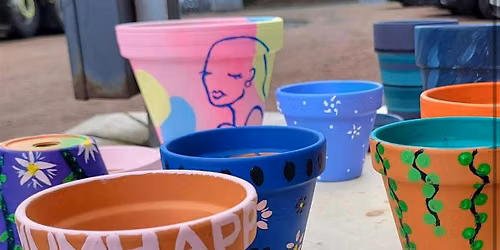 Crownpoint Potters'  Pottery Painting Event 3-4pm Glasgow Doors Open