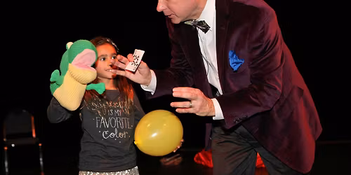 Family Magic Show at the Seattle Center