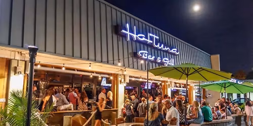 Frank Sings Frank at Hot Tuna - VA Beach (Christmas\/Holiday show)