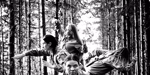 Praejhta - dansf\u00f6rest\u00e4llning av RenhuvudDans