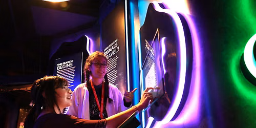 International Day of Light (free admission)!