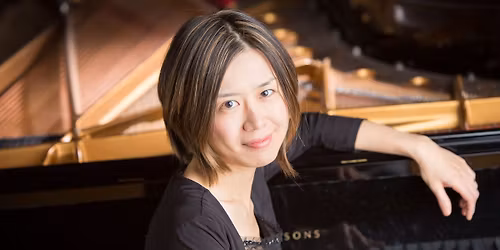 Jasmin Arakawa, piano