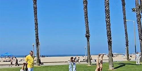 Free Yoga Class at the Beach