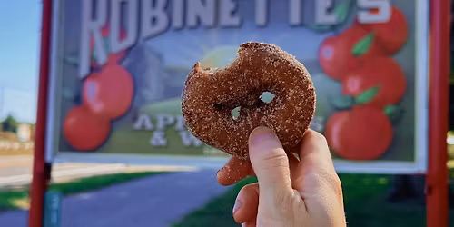 Opening day \ud83c\udf4e\ud83c\udf69\ud83d\ude9c