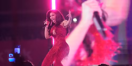 Parking Cardi B