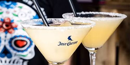 La Mordida: men\u00fa Premium para 2 personas con jarra de margaritas