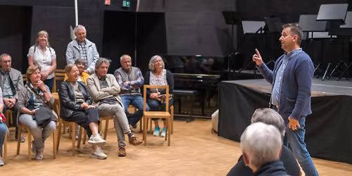 Hausf\u00fchrung in der \u00bbVolksmusikakademie in Bayern\u00ab