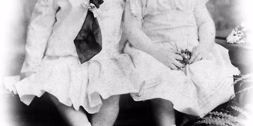 Drama - The Haunters