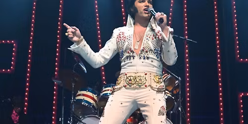 \ud83d\udd7a\ud83d\udc51 The King, The Curry & A Whole Lotta Shakin