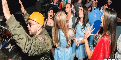 The Boos & Booze Chicago Halloween Friday & Saturday Bar Crawl | West Loop