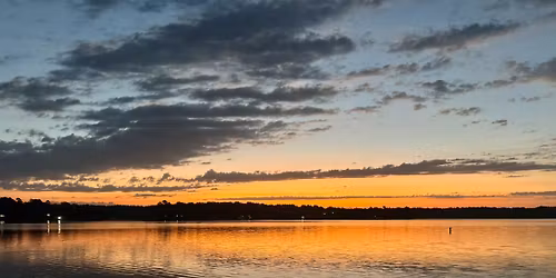 Mindfulness Meditation Meeting