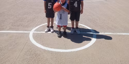 Basketball 