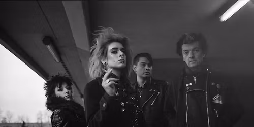 Totenwald \/ scheune Blechschloss \/ Dresden