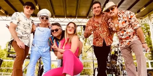Leisure - Band