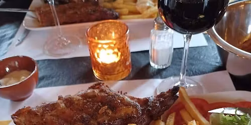 Ribbetjes en varkenswangen a volonte