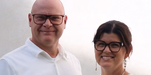 Musik i sommarkv\u00e4ll: M\u00e5lar i guld