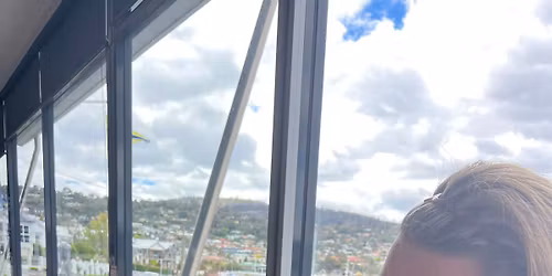 Pour n\u2019 Sip Candle Making - Christmas\ud83c\udf84