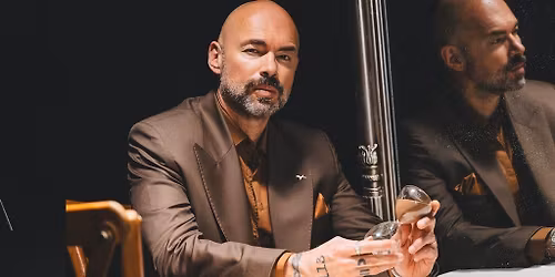 Santiago Cruz: Sigo En Pie Tour