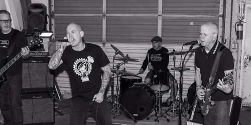 Toledo Panic + The Clinch + Down II Down \/\/ Alte Hackerei