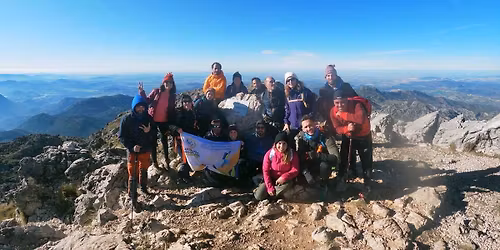 Subida al Torre\u00f3n, Sierra de Grazalema, Pasaportes 8 Picos