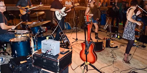 Live Music Night - Mo'Mojo