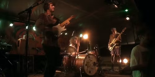 Montagne Rouge + Vive La Pop + Kije @La Cantine de Belleville \/\/ mardi 25 novembre