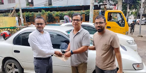 জরুরী ভিত্তিতে গাড়ি বিক্রয়