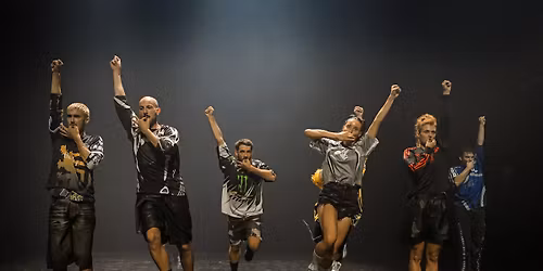 TANZMAINZ \/ MORITZ OSTRUSCHNJAK \u2013 FESTIVAL DE DANSE CANNES C\u00d4TE D'AZUR