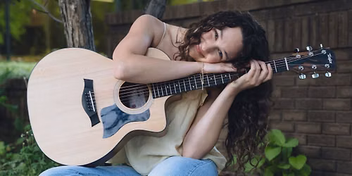 Ella Jade Live!