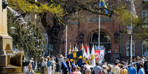 Siste april- och f\u00f6rsta maj-firande