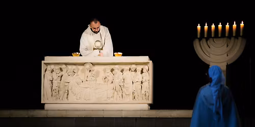 Adwentowy dzie\u0144 skupienia dla adoruj\u0105cych "Ods\u0142oni\u0119cie Obecno\u015bci"