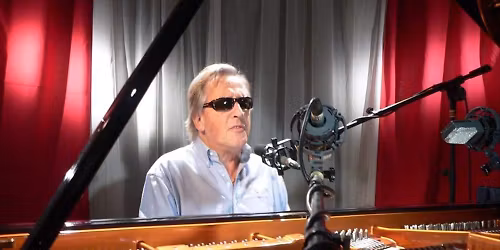 Gilbert Montagn\u00e9 in Paris