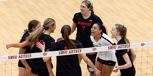 Wyoming Cowgirls Volleyball vs. UNLV Rebels