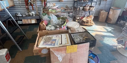 Craft \/ Estate Garage Sale HUGE 442 Cleveland St, Elyria