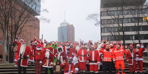 Santa Claus auf Hamburg Tour