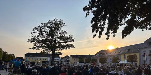 Rehauer Stuhlkonzert mit "Mischen Impossible"