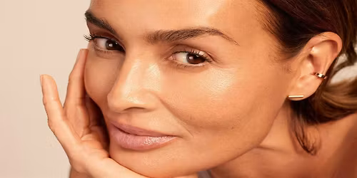 Clarins Beauty School - The Glow Formula