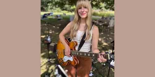 Live Music with Elizabeth Lee