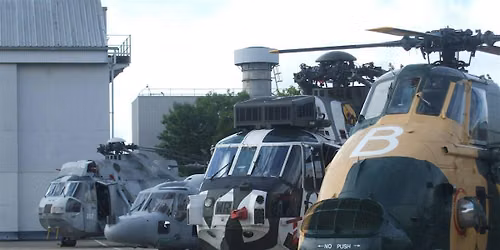 19. HMS SULTAN - Aircraft Tours (0930)